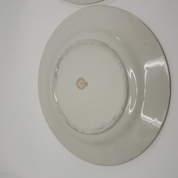 2 Le Mieux China 24 karat hand decorated 9" plates - Picture 5 of 7